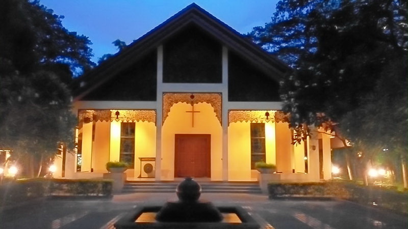 chapel-night