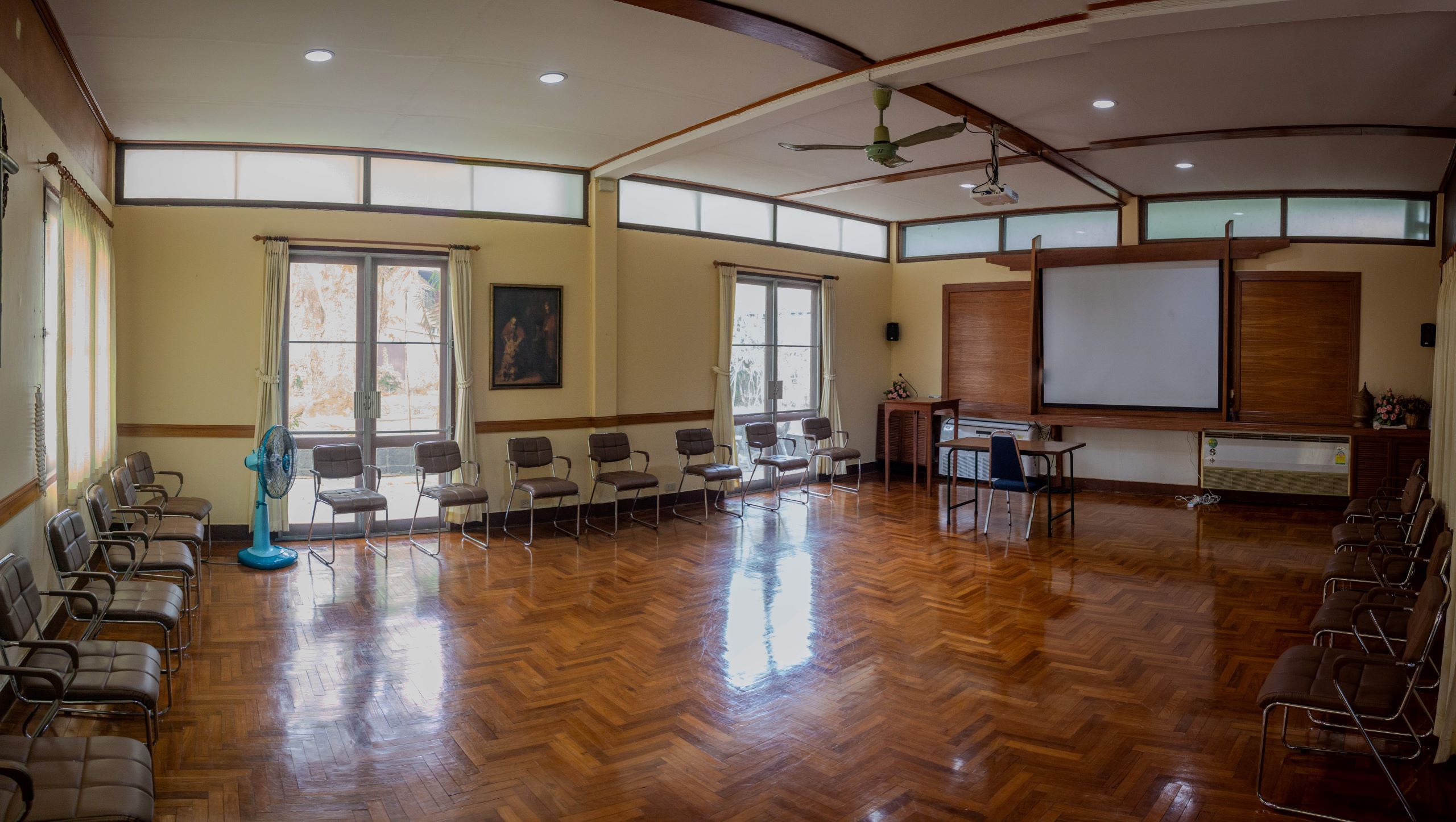 Conference Room, Arrupe Residence, The Seven Fountains