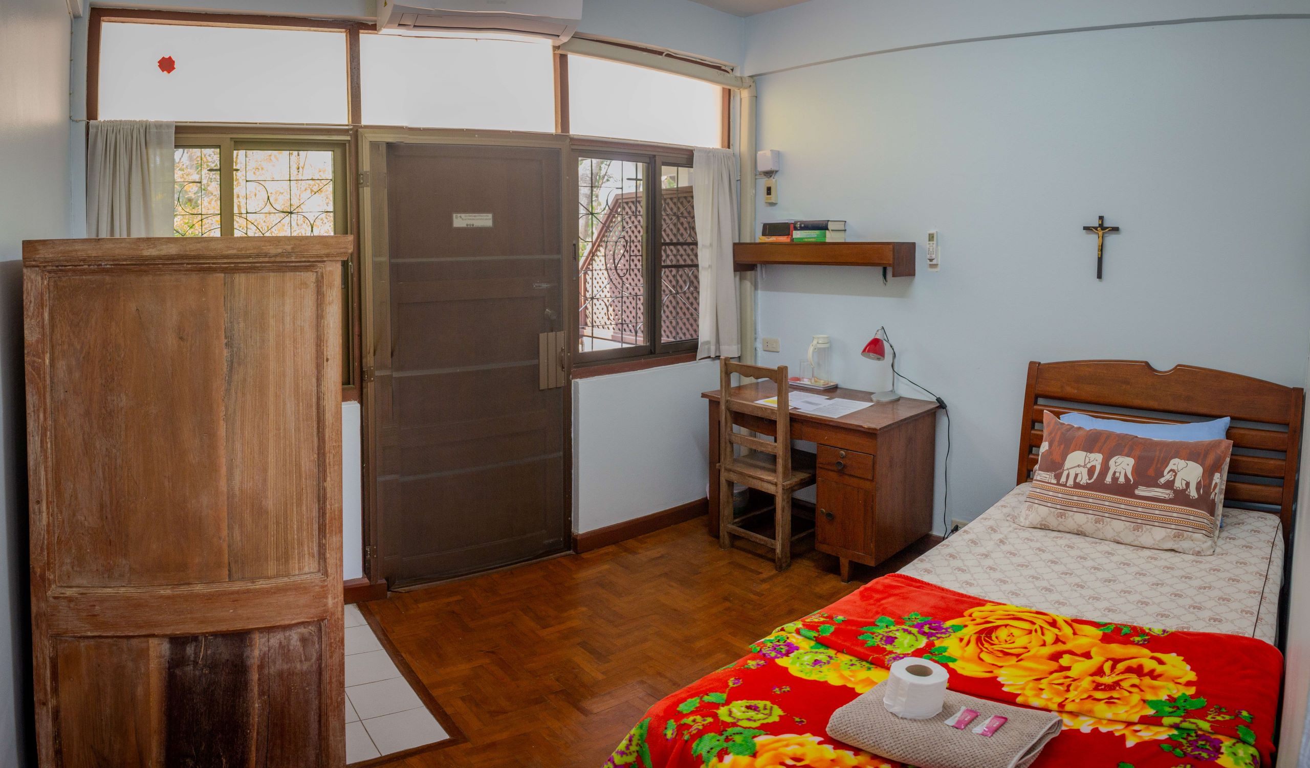 Arrupe Residence, The Seven Fountains